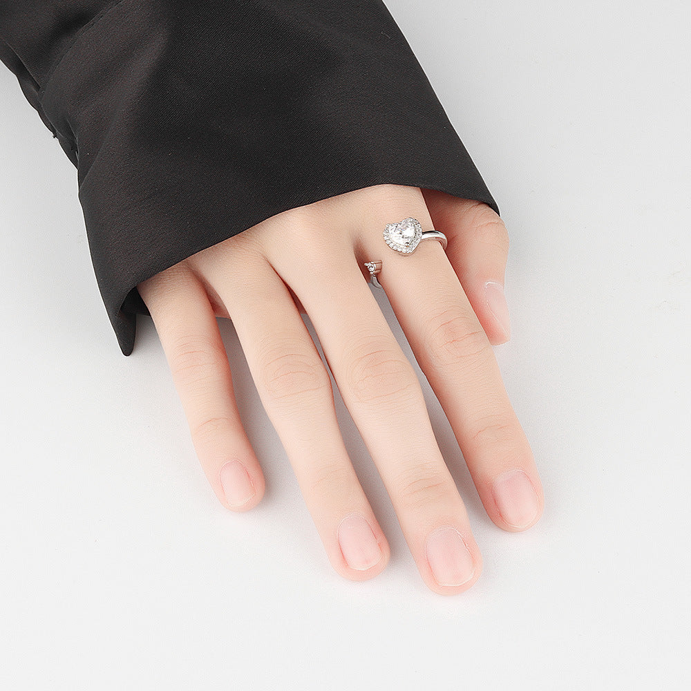 💍 Lumière Heart Ring