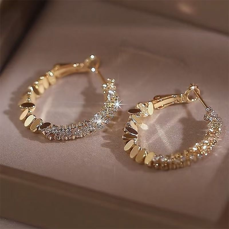 2026 Trendy Zircon Ear Cuffs — Niche Luxury Hoop Earrings