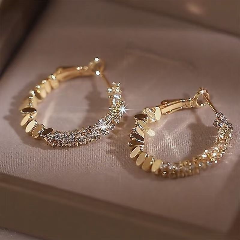2026 Trendy Zircon Ear Cuffs — Niche Luxury Hoop Earrings